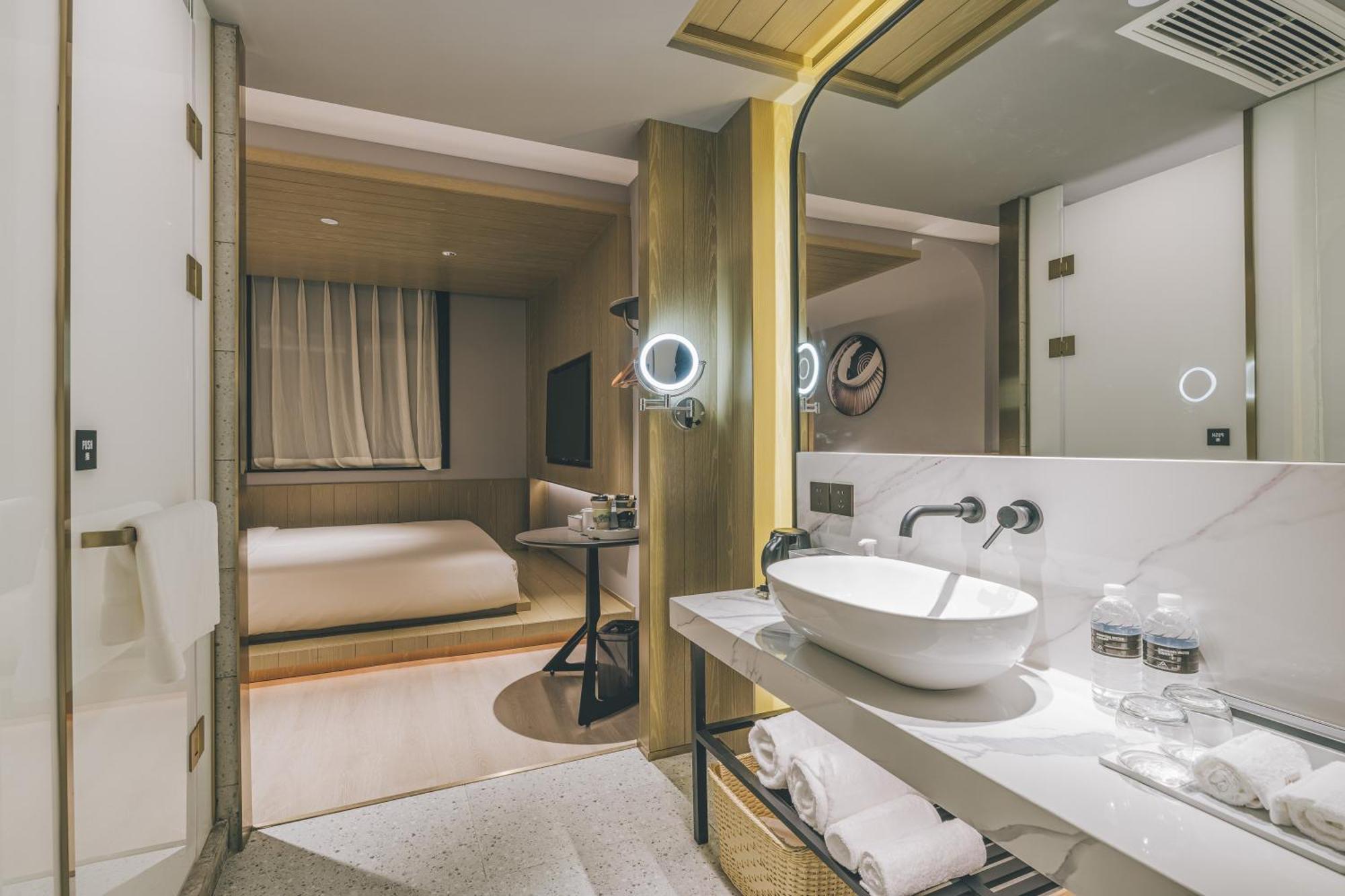 Atour X Hotel The Bund East Nanjing Road شانغهاي المظهر الخارجي الصورة